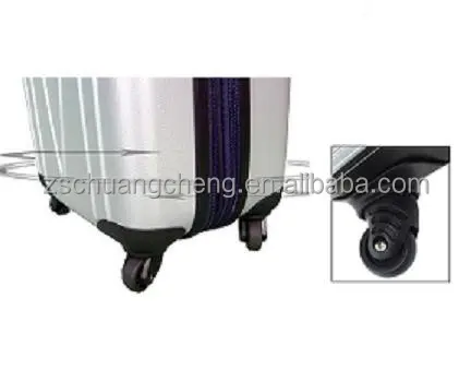 luggage with replaceable wheels