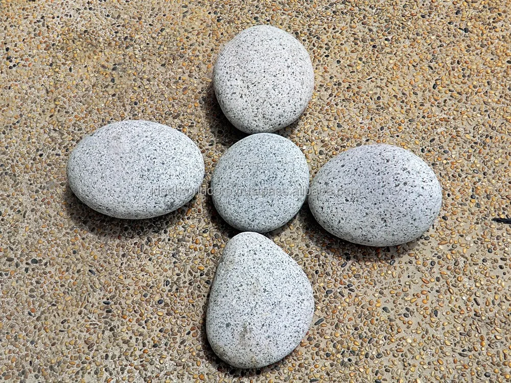 
FLAT SPECKLED GREY PEBBLE COBBLE STONE 