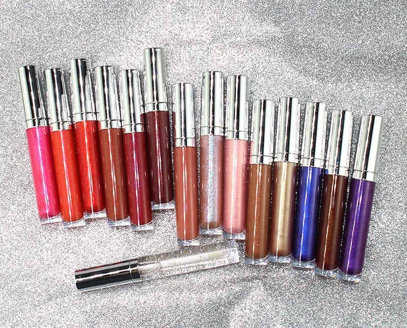 Shiny-glossy-lipgloss_05.jpg