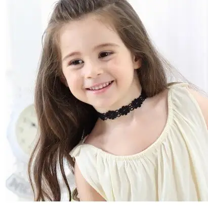 

Girls Child Vintage Velvet Ribbon Choker Gothic Retro Punk Choker Necklaces