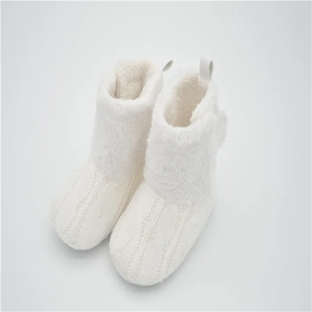 
Fake Fur White Stylish Warm Cozy Soft Baby Shoe 