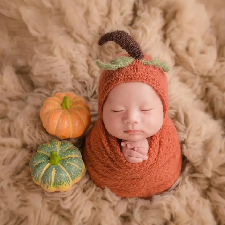 

Handmade knitted mohair baby Pumpkin bonnet Newborn Baby Pumpkin bonnet hat Newborn photography props