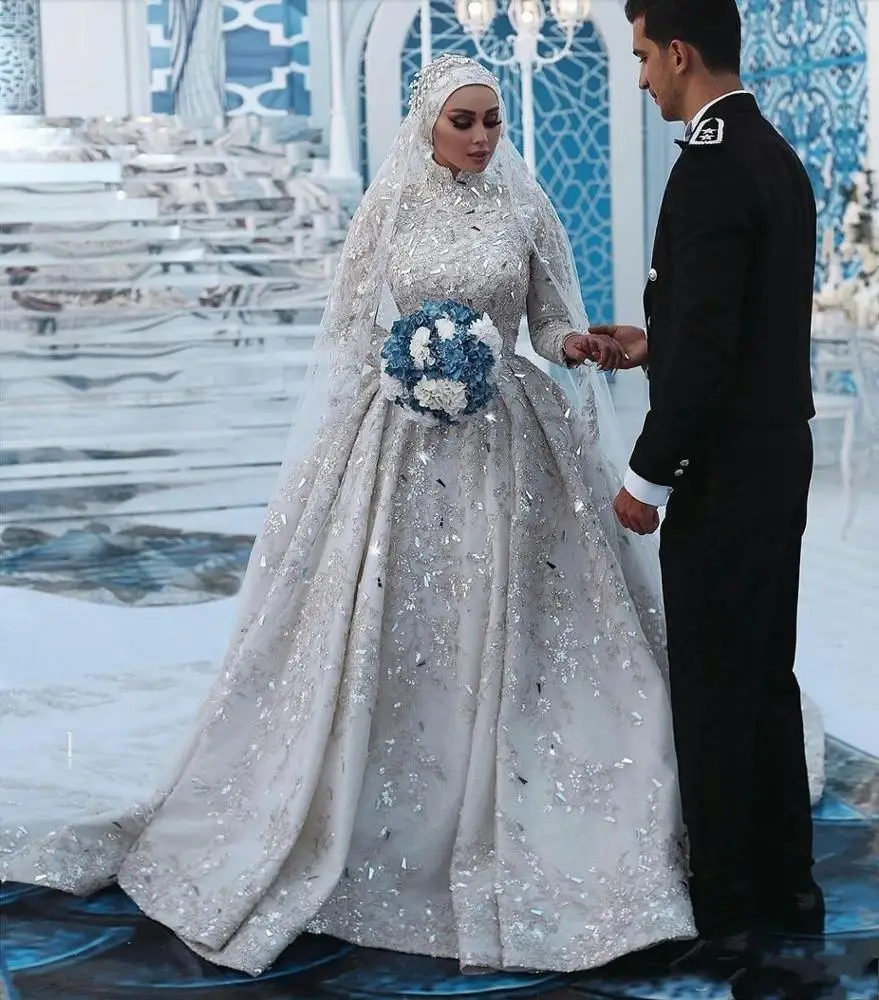 Luxury High Neck Abaya Muslim Wedding Dress Long Sleeves Beaded