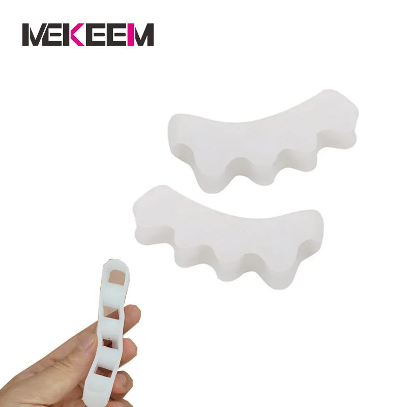 

Silicone Material Toe Nail Separators, White