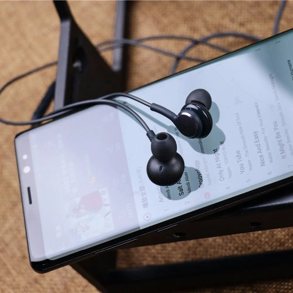 低低音入耳式s8耳机,带耳塞耳机,带包装,适用于三星s10 s9 s8