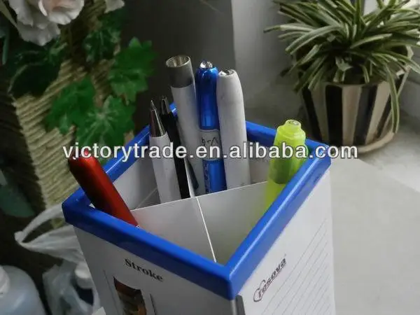 Promotional Handmade 3D Embossed Plastic Medical Doctor Desk Pen Holder With Note Pad
