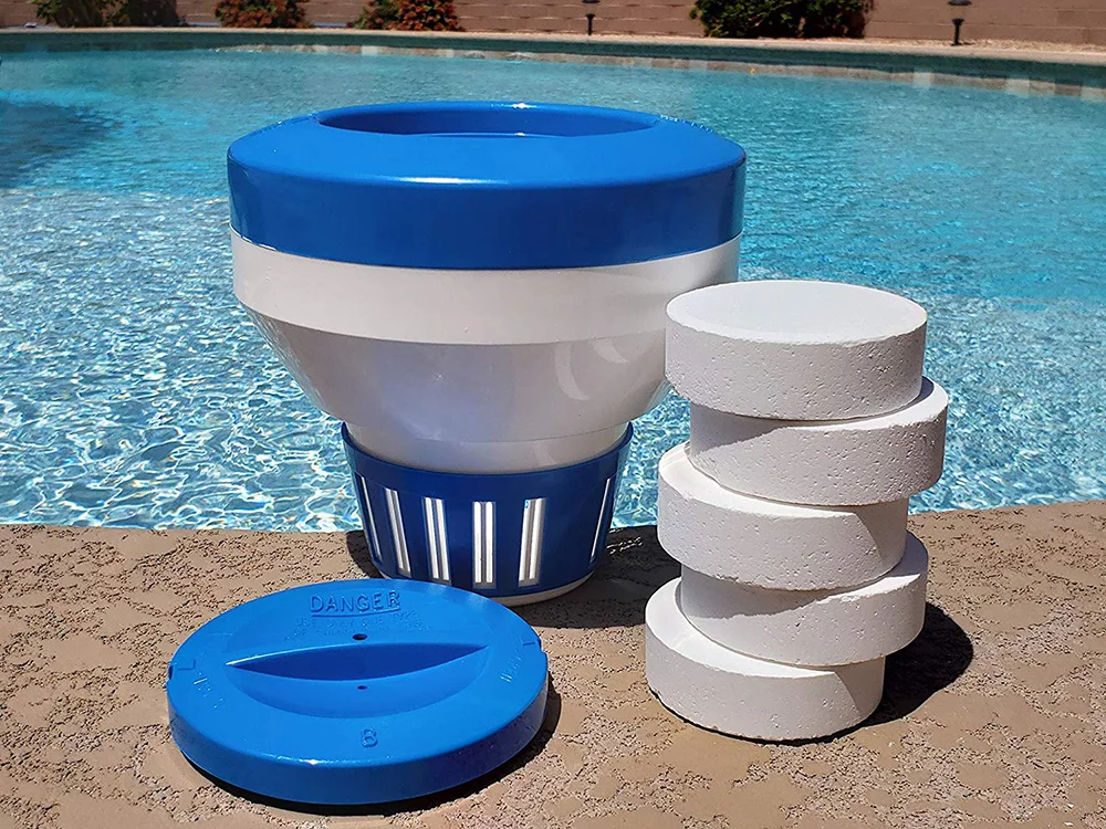 Floating Swimming Pool Chlorine Dispenser - Buy Pool Chemical Dispenser ...