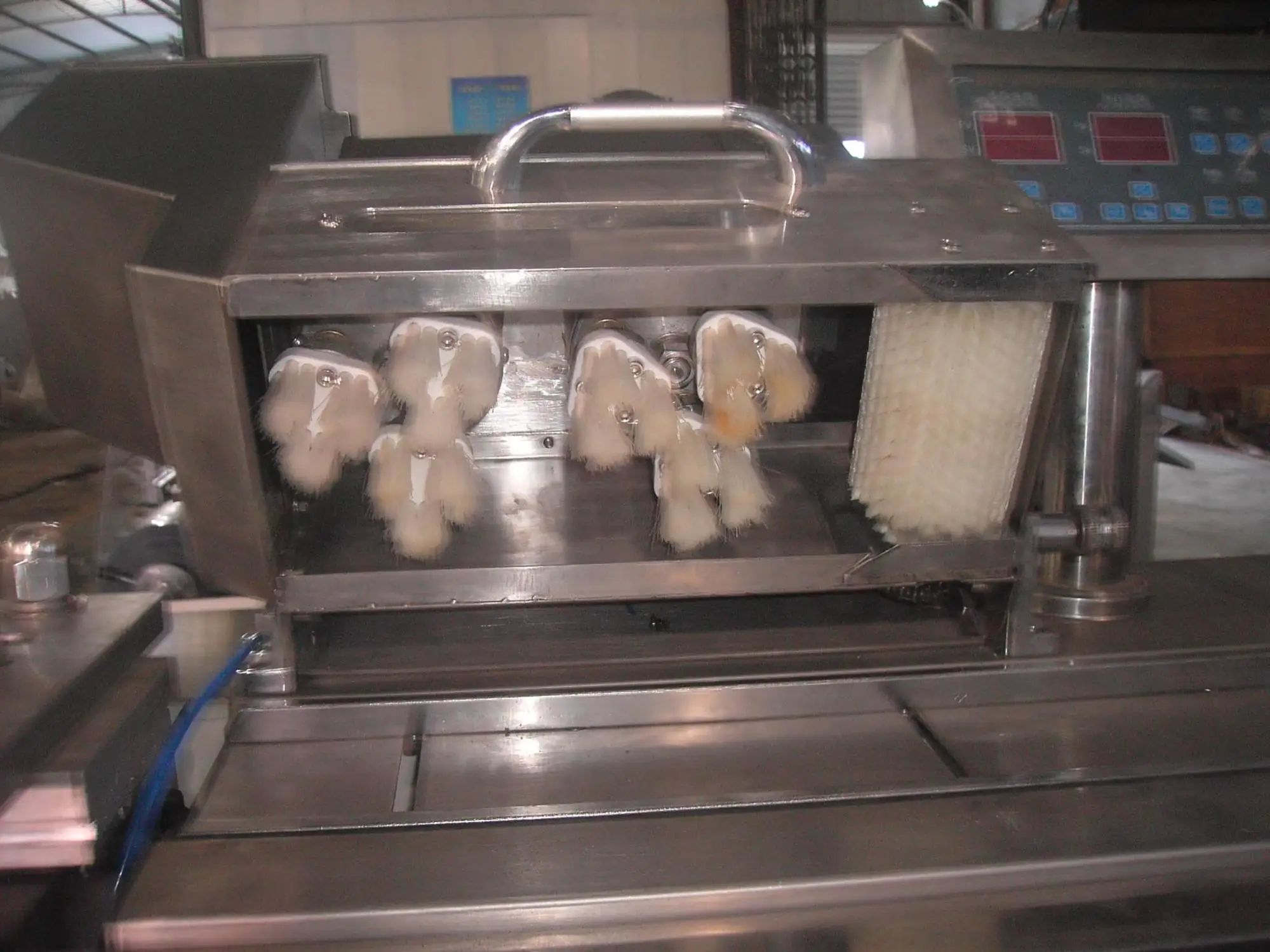 DPP-320F Automatic Tropical High Frequency Syringe Blister Packing Machine