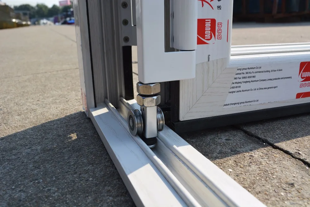 New designs aluminum room bi fold door in pakistan