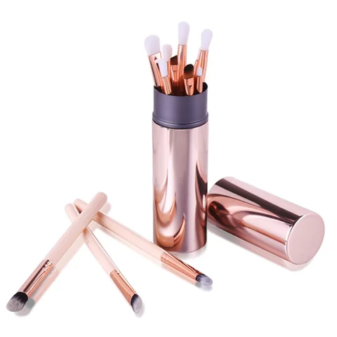 

New 2019 trending product private label rose gold eyeshadow blending brush with cylinder box