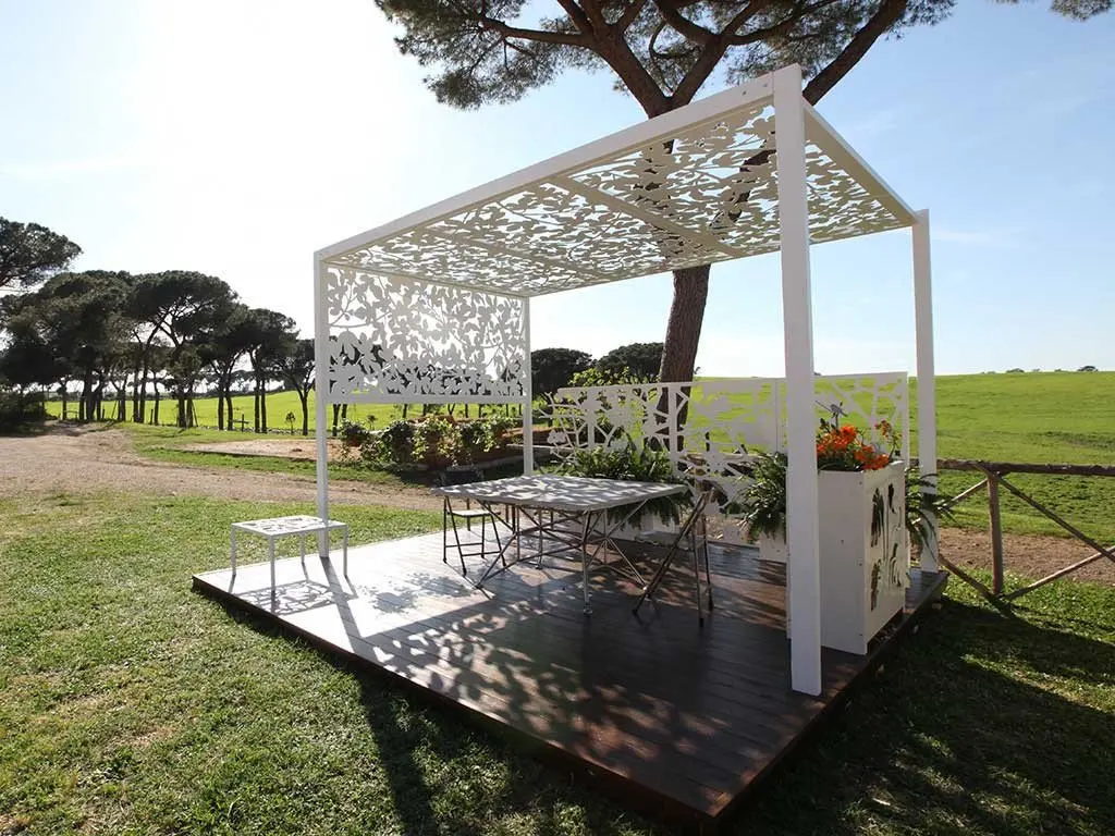 Laser Cut Metal Screen Style Pergola - Buy Metal Framed Pergola,Garden