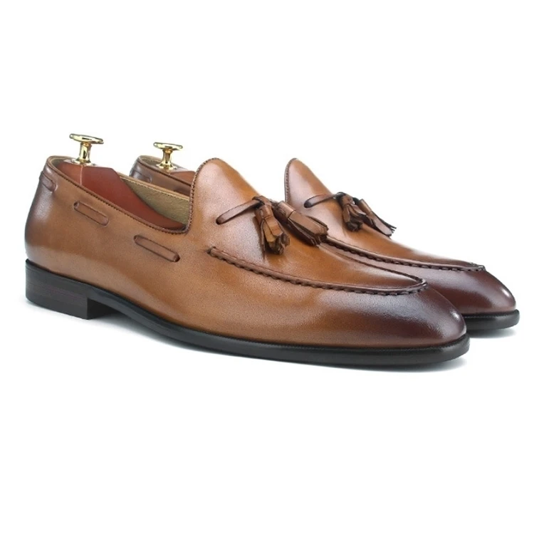 

2022 Custom Men Flat Sole Lazy Tassel Genuine Leather Loafer Shoes Men'S Casual Shoes Men Shoes Wholesale Soulierhomm