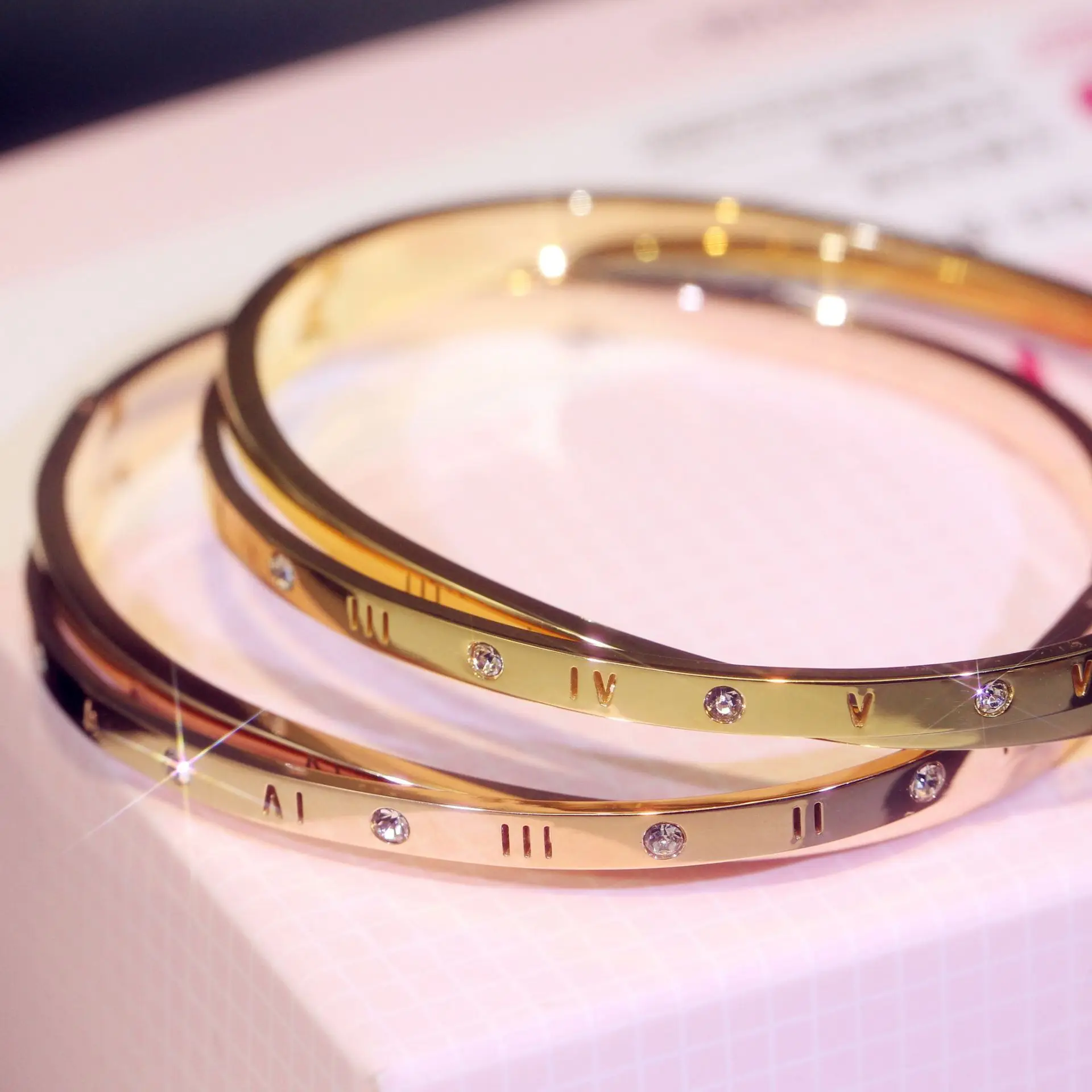Double-layer simple diamond zircon titanium steel bracelet ladies stainless steel bracelet jewelry wholesale
