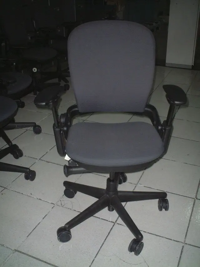 Leap Chair Steelcase Surplus Second Hand Used Office Leap Chair Steelcase Surplus