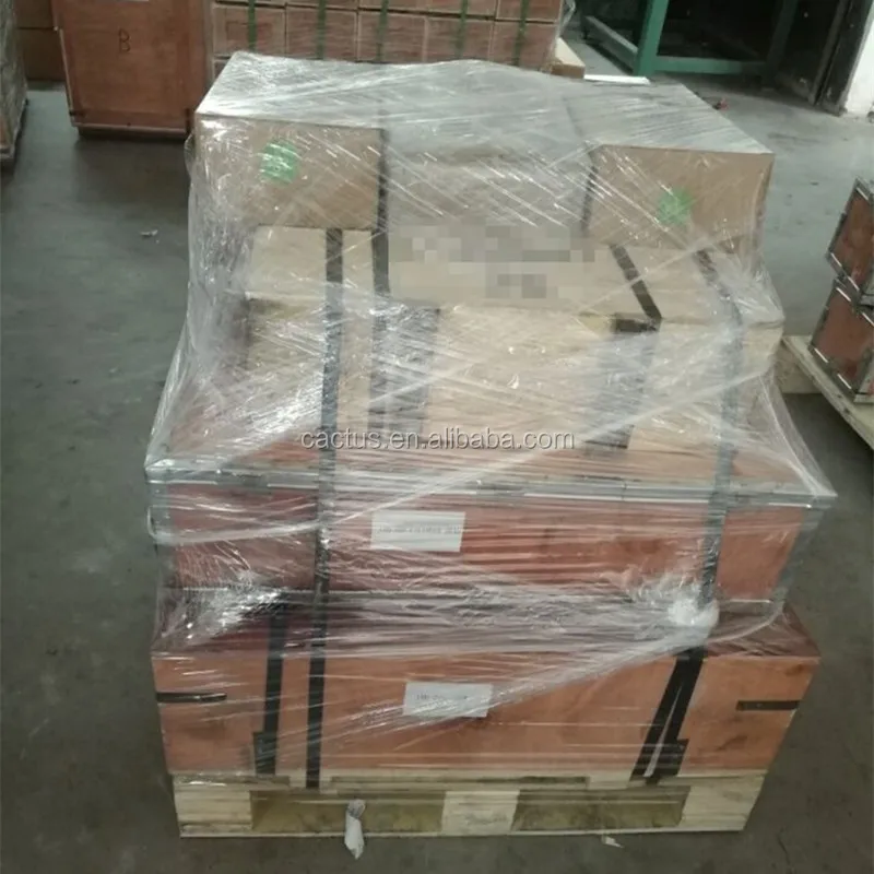 cylinder head pallet.jpg