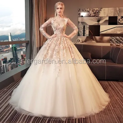 

Winter wedding dress 2019 long sleeve bride Embroidered wedding dress Long trailing court 7479