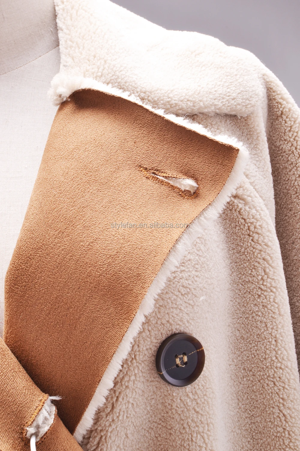 双排扣封闭按钮装饰妇女的羊毛皮泰迪人造毛皮风衣大衣 - buy lamb