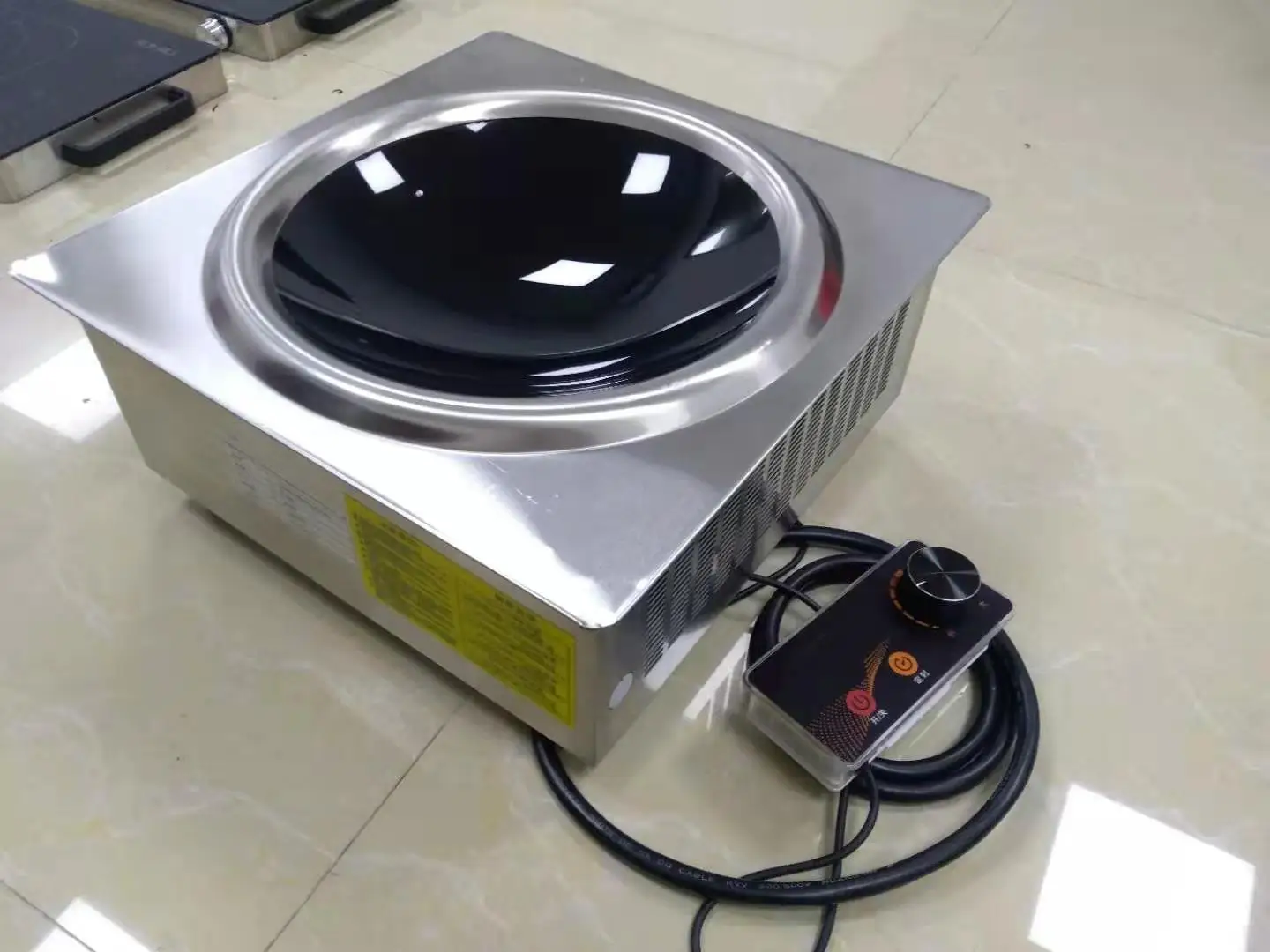 3500w 5000w Builtin Induction Wok Cooker For Hotel Restaurant