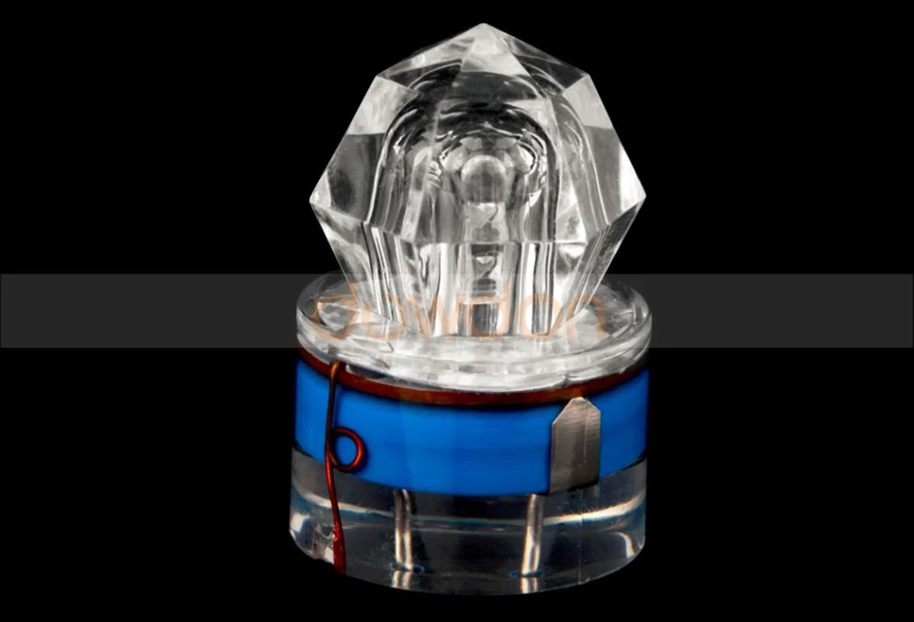 LED Deep Drop Underwater Fishing Light Diamond Tubular Style Bait Lure Squid 1000M Deep 350/700hrs Lifespan