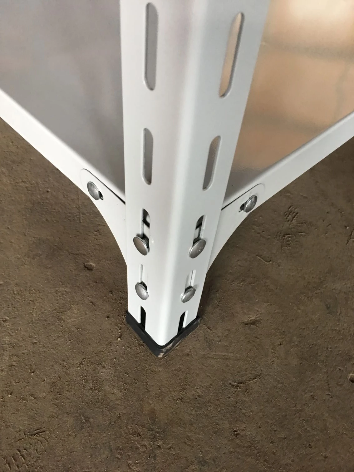 Light duty shelf (4).jpg