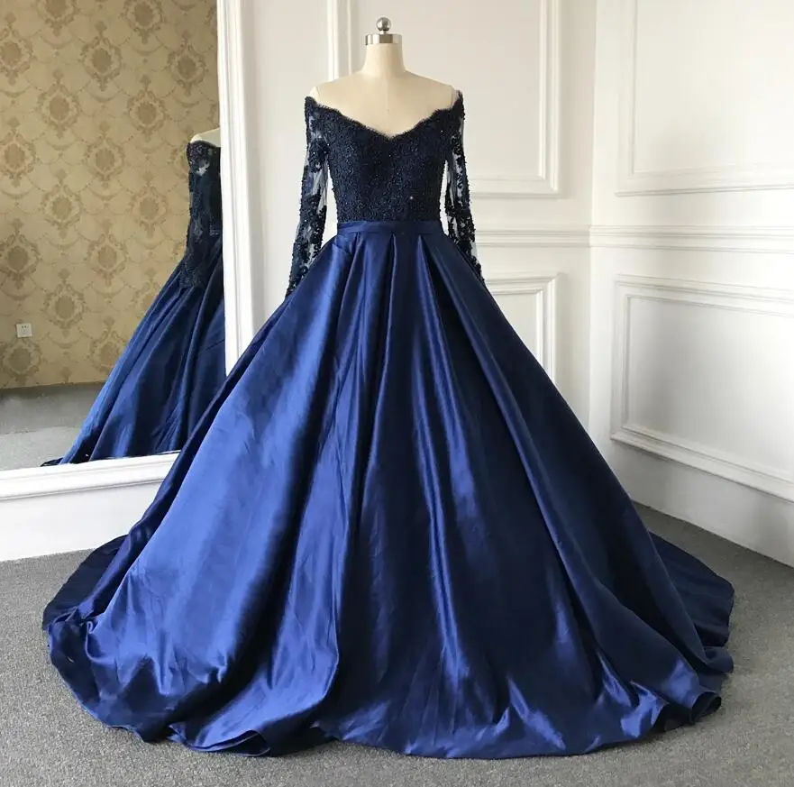 Королевский синий платья