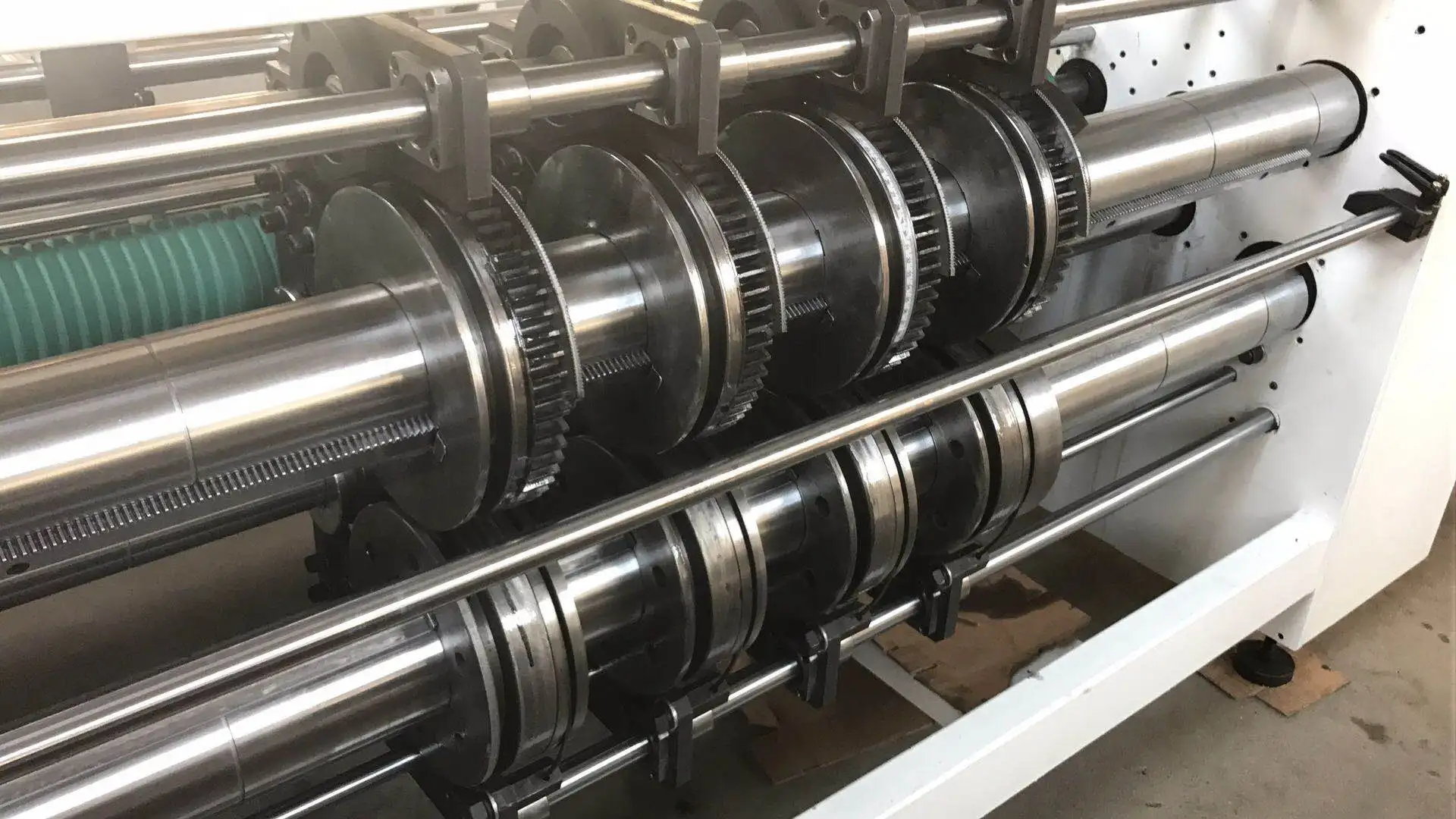 Cangzhou Dongguang QH-PACK Automatic Carton Box Mini Slotter Machine