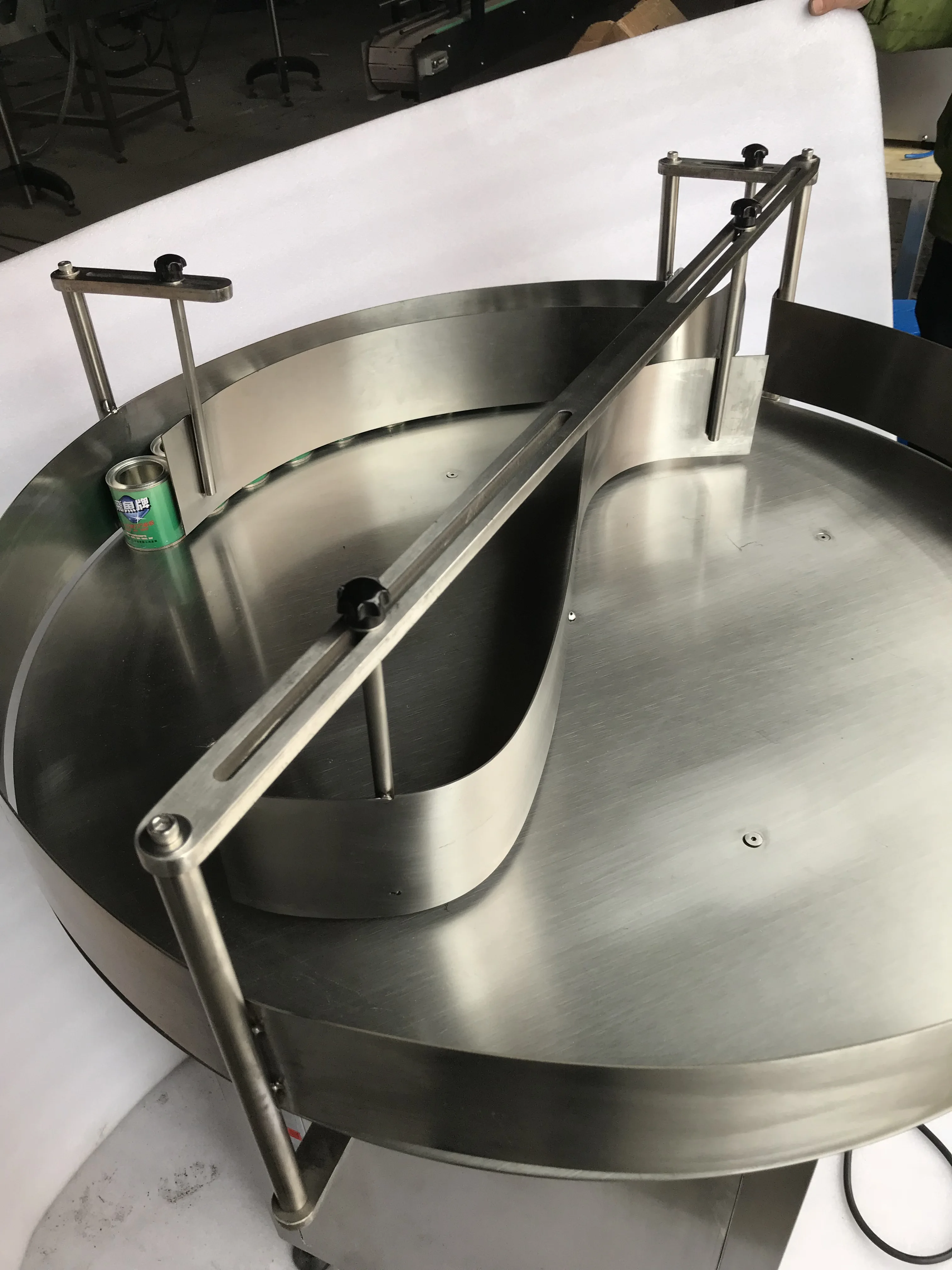 
Round bottle unscramble turntable PTT-1 