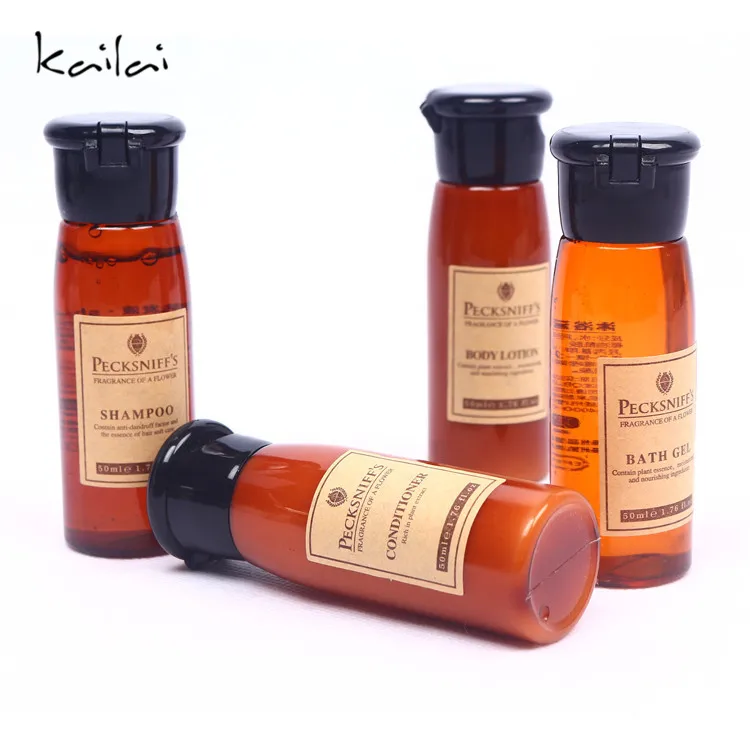 Hotel & Travelling use bath cosmetics travel set cheap hotel amenities