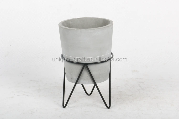 Lightweight Cylinder Concrete Pots Cement Plant Pot With Metal Iron Flower Stand