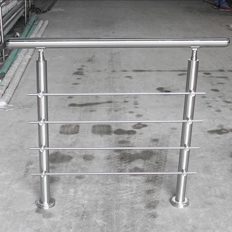 现代不锈钢圆形柱子栏杆设计