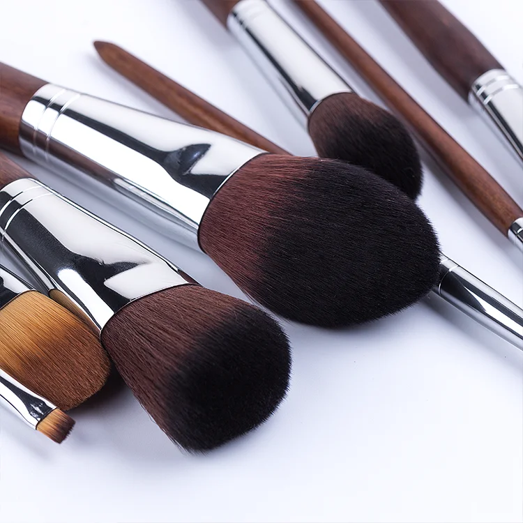 New Products Wholesale Beauty Makeup Brush Wood Handle Equipment Accessories 10 Pcs Make Up Brush Set