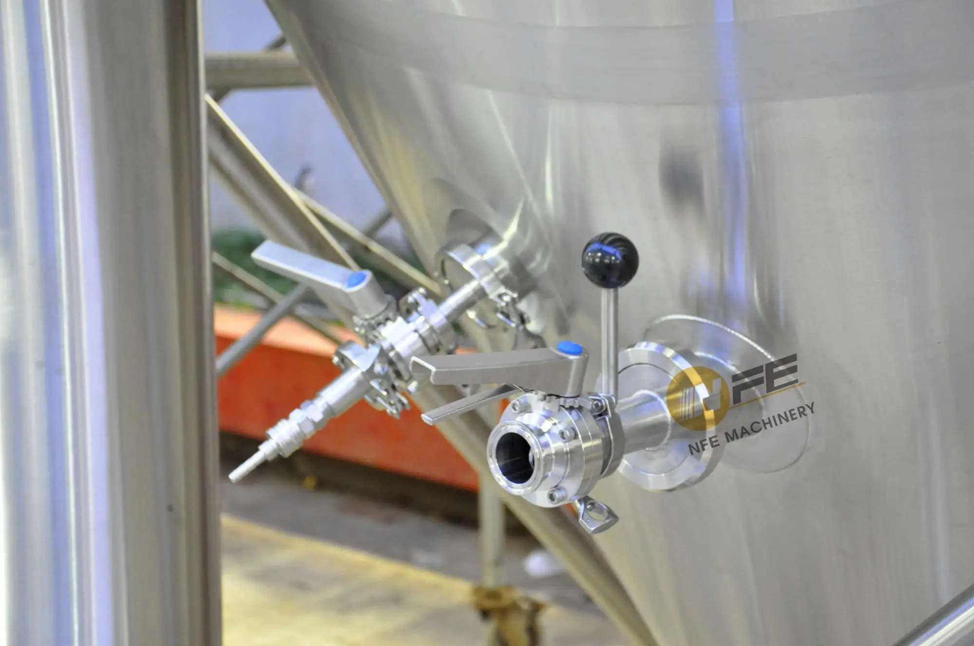 Cooling Jacket Conical Tank, Ss Conical Fermenter Tank, Conical Fermenter Tank