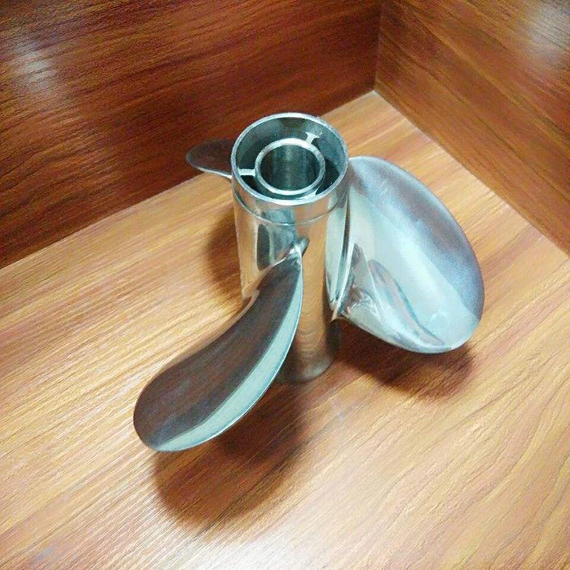 71//4/" x 6/"BS 6L5-45943-01-EL Malta Yamaha Outboard Propeller 2.5HP 3HP