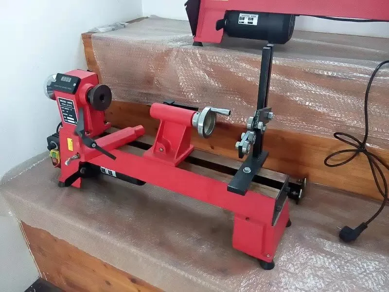 
woodworking machine hot-sale heavy-duty wood lathe MC1218VDB with high quality for family DIY 
