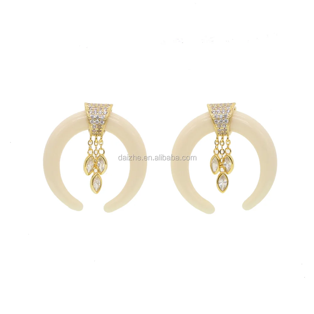 

2021 new arrived gold plated horn earring with cz paved moon shape women wedding earring jewelry