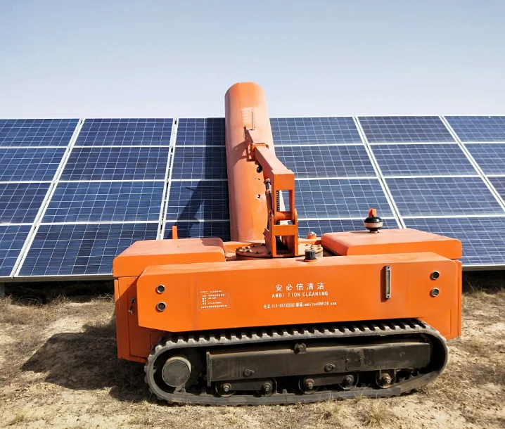 agv robot clean solar panel