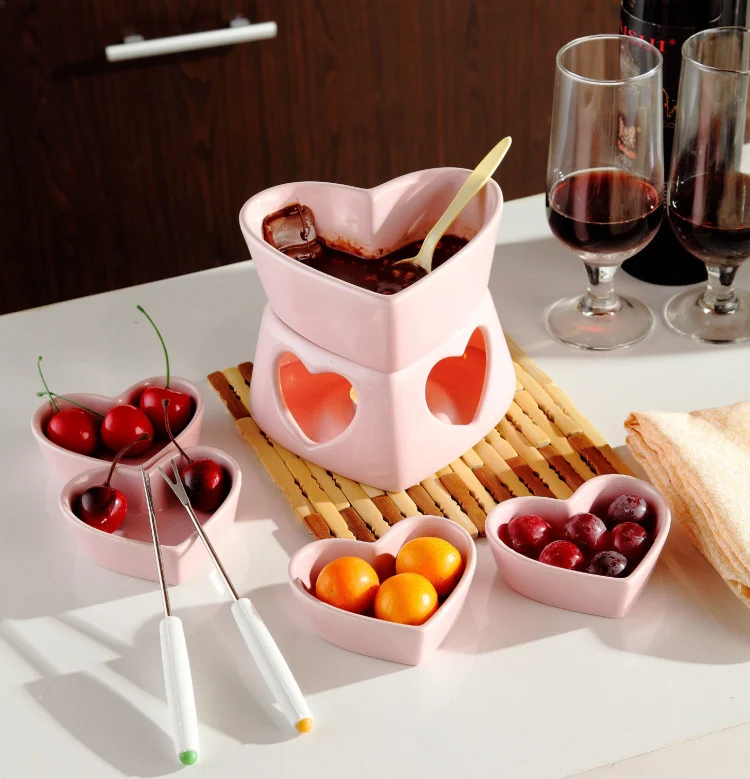 Lovely pink color heart shape europe ceramic cheese melting pots hot chocolate fondue pot 