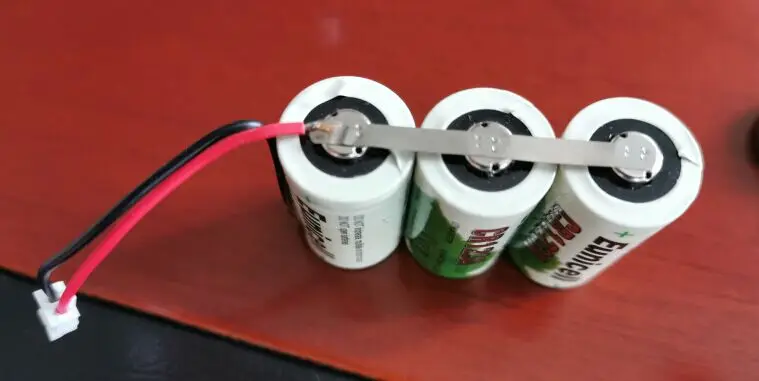 CR123A 3pcs 03.jpg