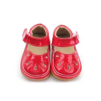 baby girl squeaky shoes