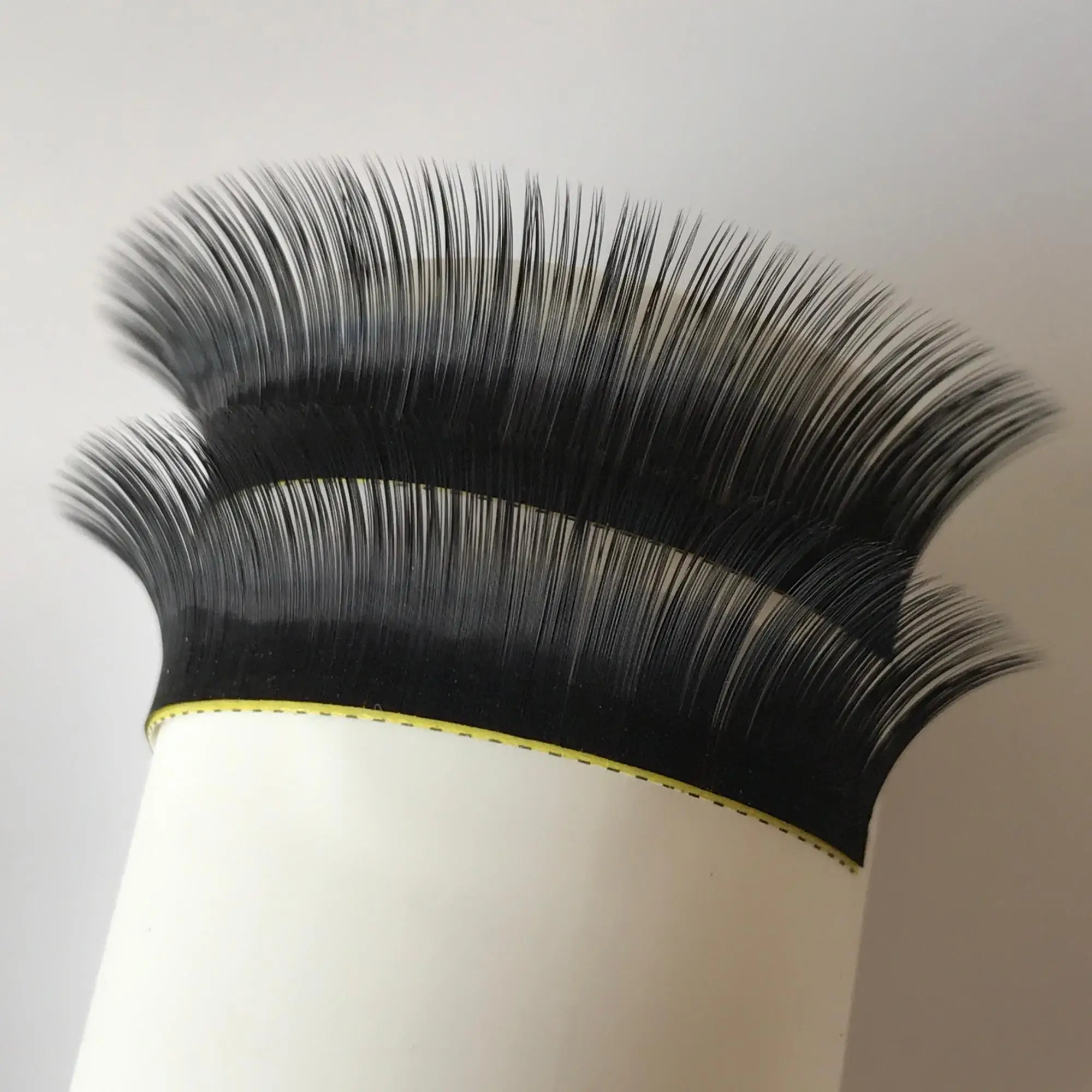 Russian VOlume lashes extensions.JPG