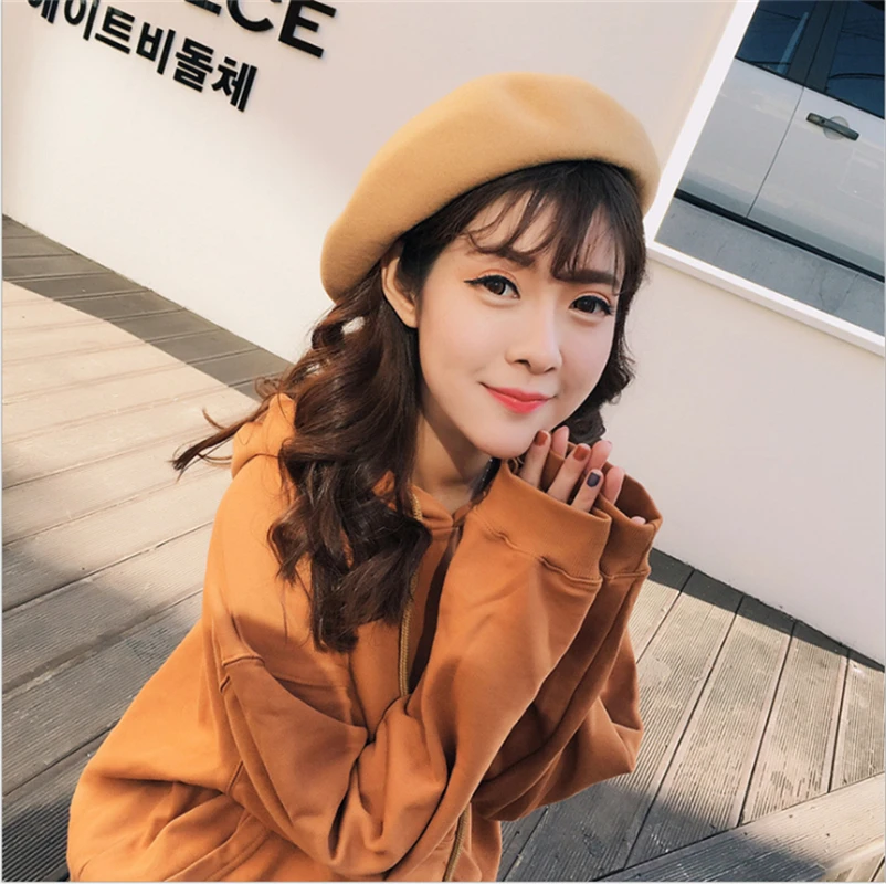 

Lady spring Winter Berets Hat Painter style hat Women Wool Vintage Berets Solid Color Caps Female Bonnet Warm Walking Cap