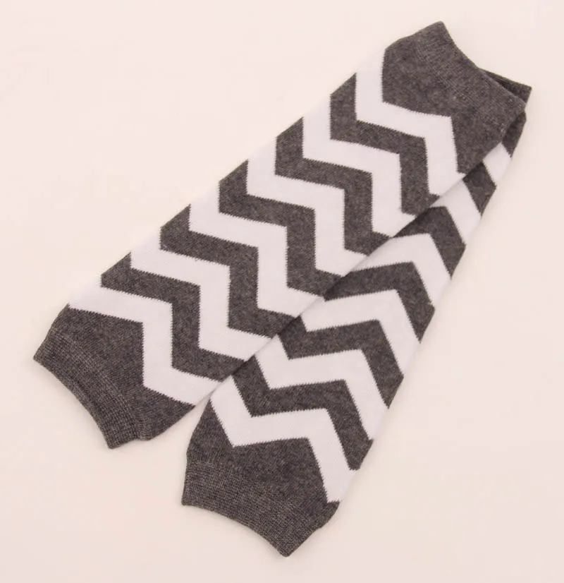2015 1 pair cute baby leg warmers for girls cotton Chevron striped leg socks child knee