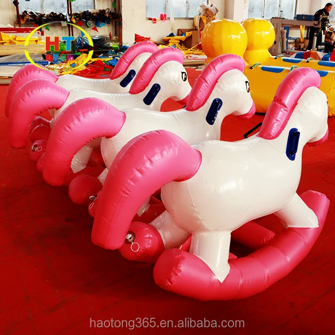 inflatable horse3