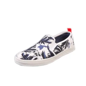 sneaker wholesale distributors
