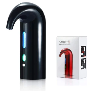 Image of The new products 2018 innovative product gifts of portable wine pourer aerator spout decanter with color box package and bag