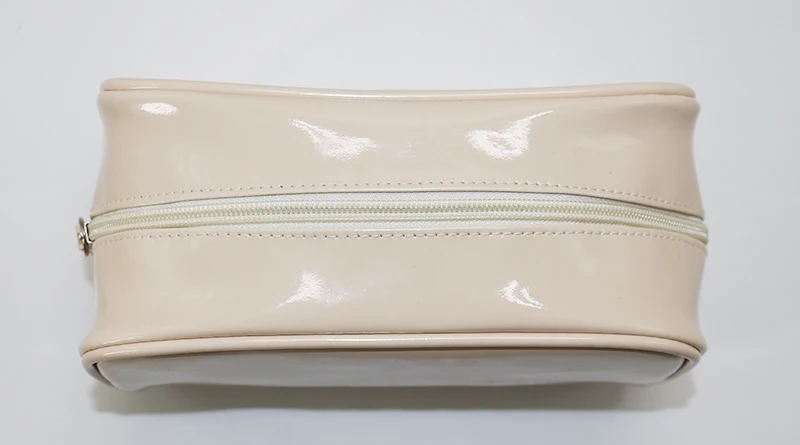 cream white cosmetic bag7.JPG