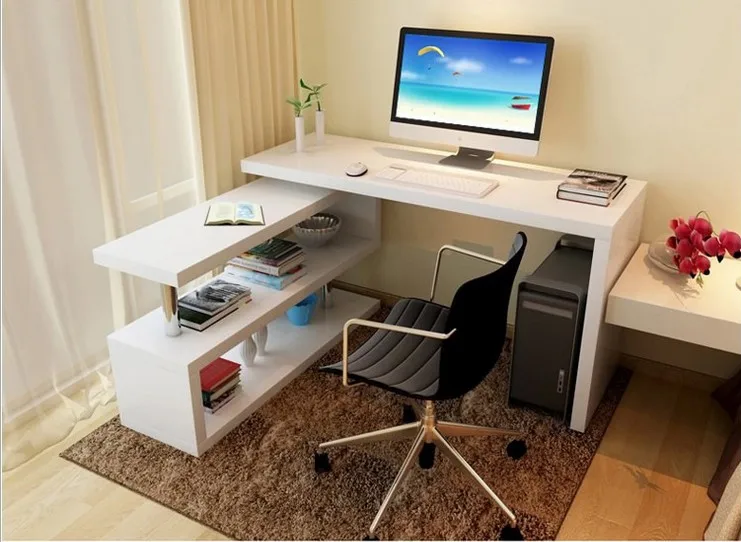 Компьютерный стол с выемкой посередине