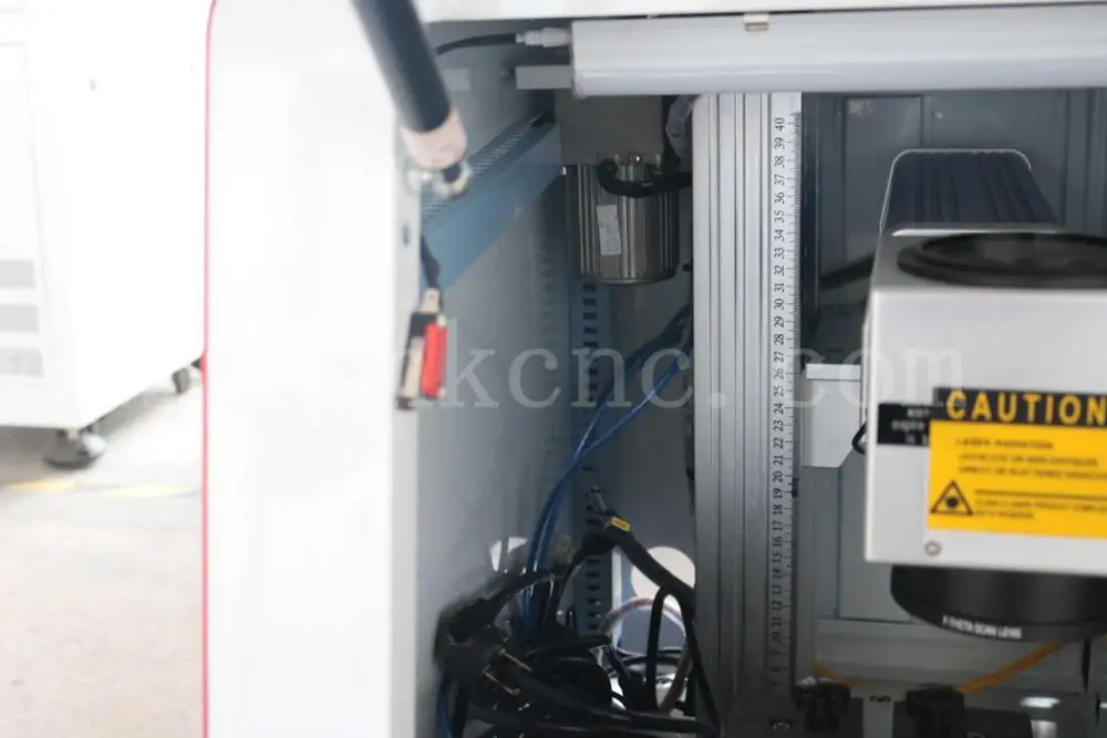 20w Raycus Fully Enclosed Desktop Fiber Laser Marking Machine with CE High Security