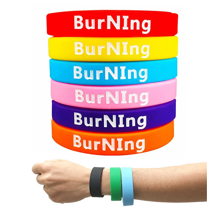 

manufacture fashion personalized wholesale cheapest 1 inch silicone rubber wristbands with charm design