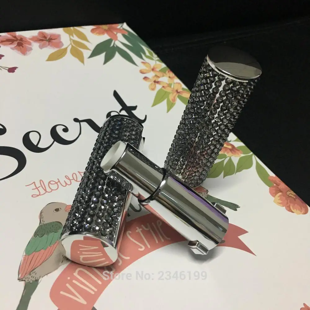 shiny lipstick tube (2).jpg